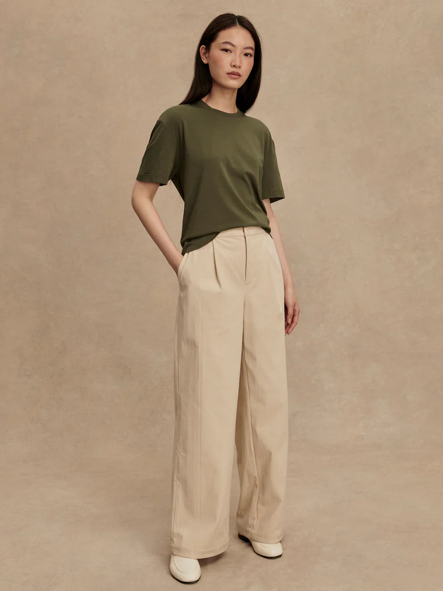 Leighton Boyfriend Tee - Racing Olive